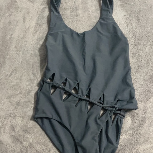 TULAROSA SWIM - Picture 5 of 9